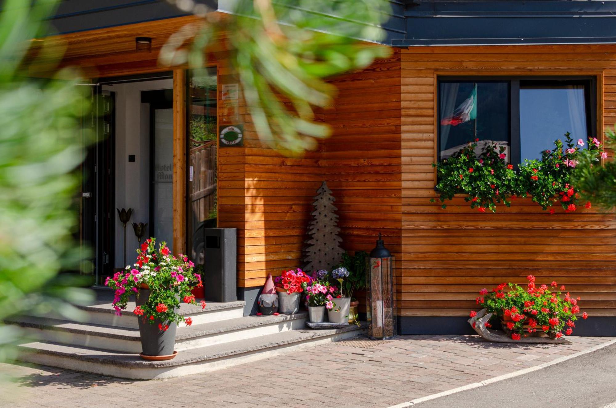 Monza Dolomites Hotel Moena Ngoại thất bức ảnh