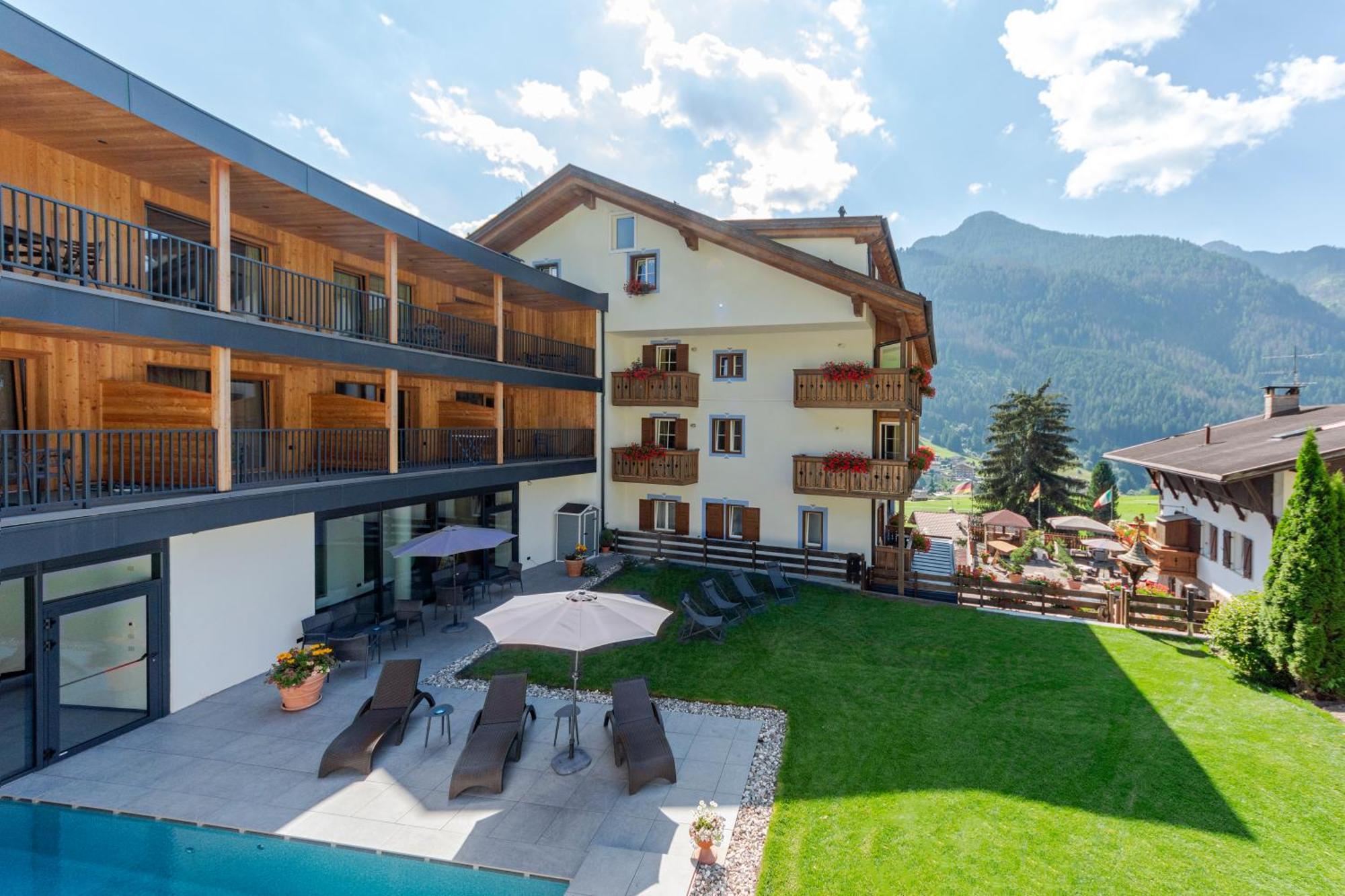 Monza Dolomites Hotel Moena Ngoại thất bức ảnh