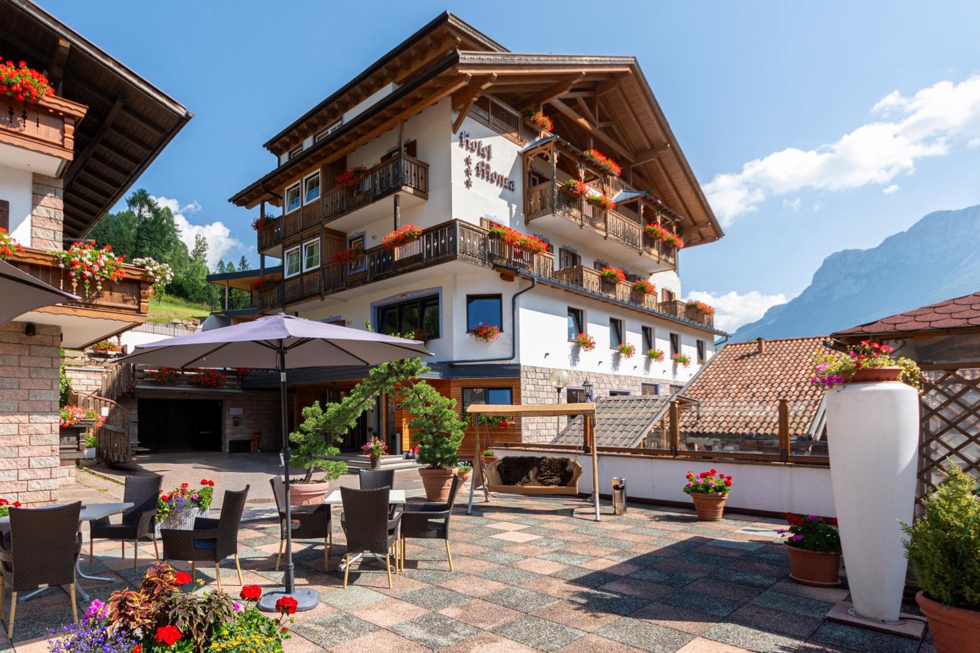 Monza Dolomites Hotel Moena Ngoại thất bức ảnh