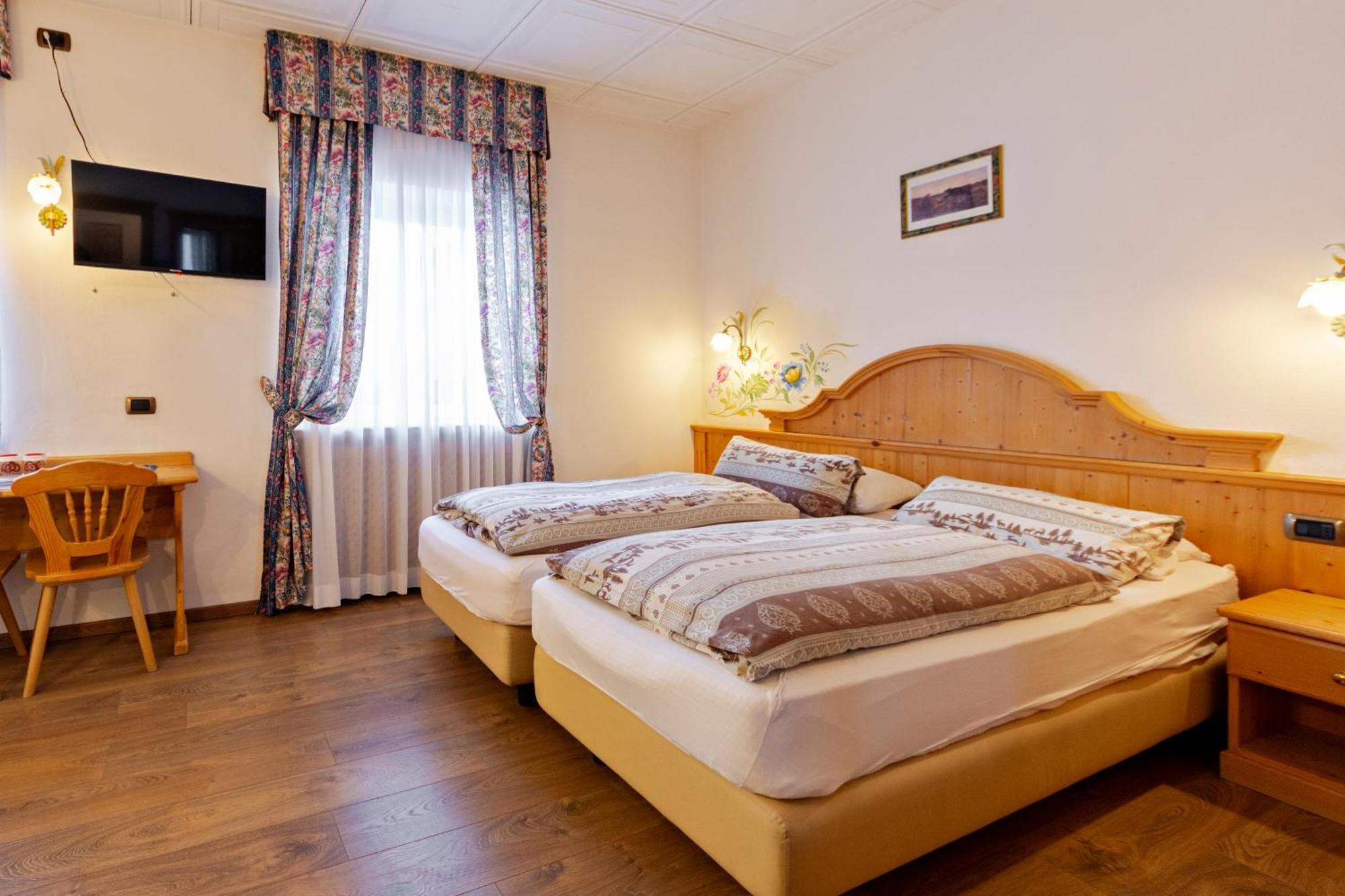 Monza Dolomites Hotel Moena Ngoại thất bức ảnh