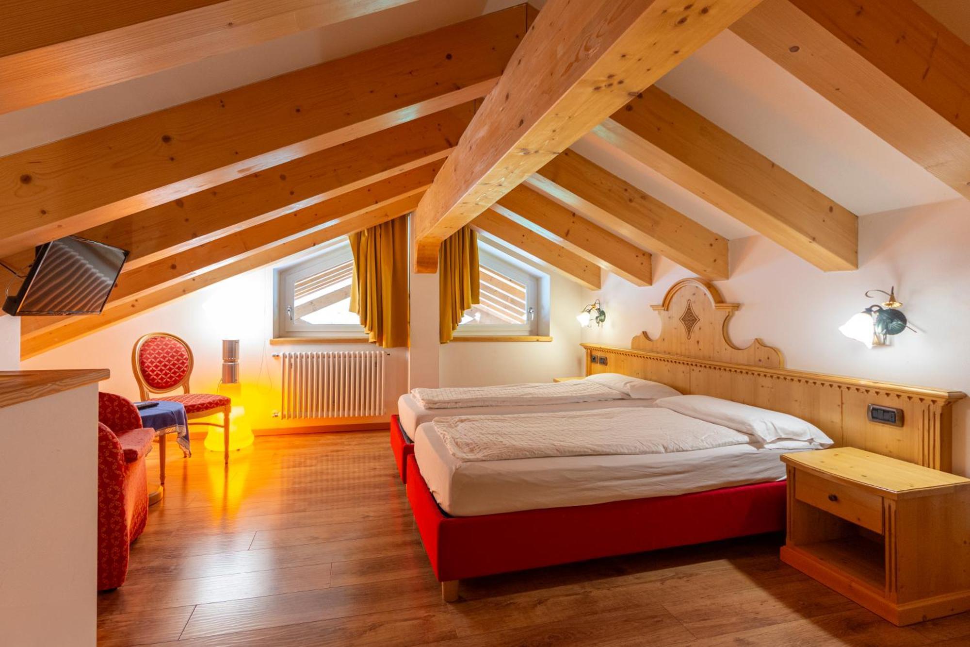 Monza Dolomites Hotel Moena Ngoại thất bức ảnh
