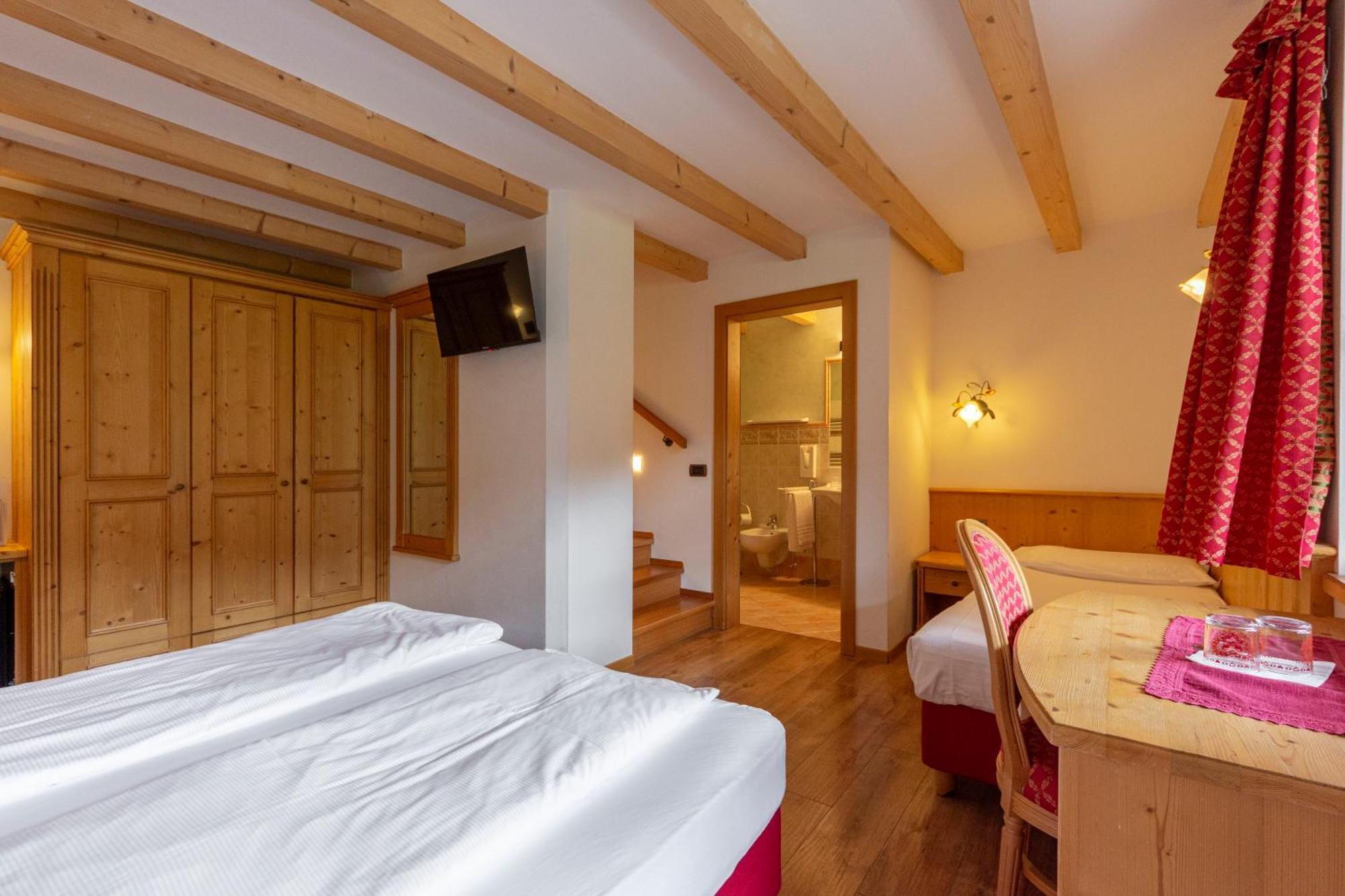Monza Dolomites Hotel Moena Ngoại thất bức ảnh